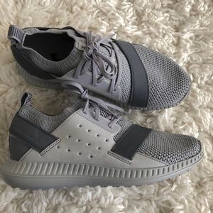 Women’s under armor sneakers